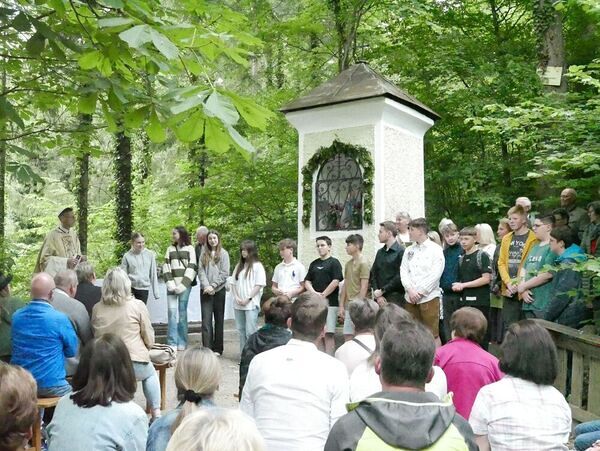 Muttertagsmesse beim Marienbründl in Hinterberg, am 11. Mai 2024